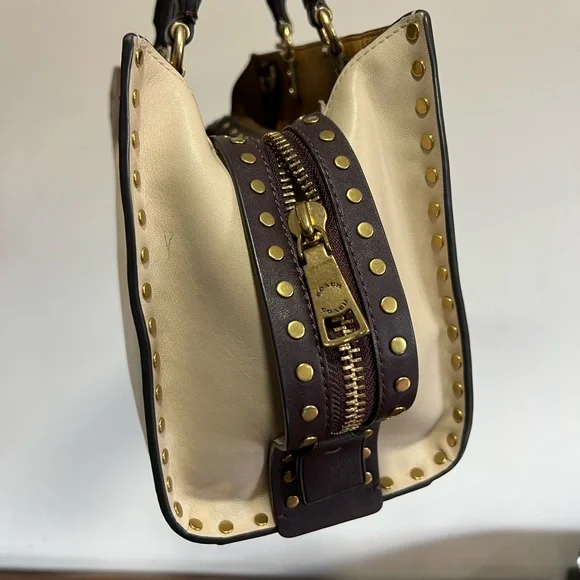 Coach Rogue 25 with Rivets - Picture 6 of 12